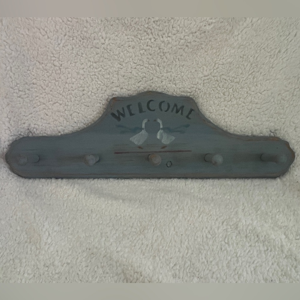 HANDMADE vintage Wooden Goose 5 Peg Coat Rack, Wall Hanging 23” USA